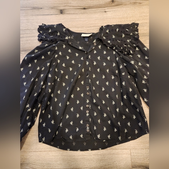 Universal Thread blouse - Picture 2 of 7